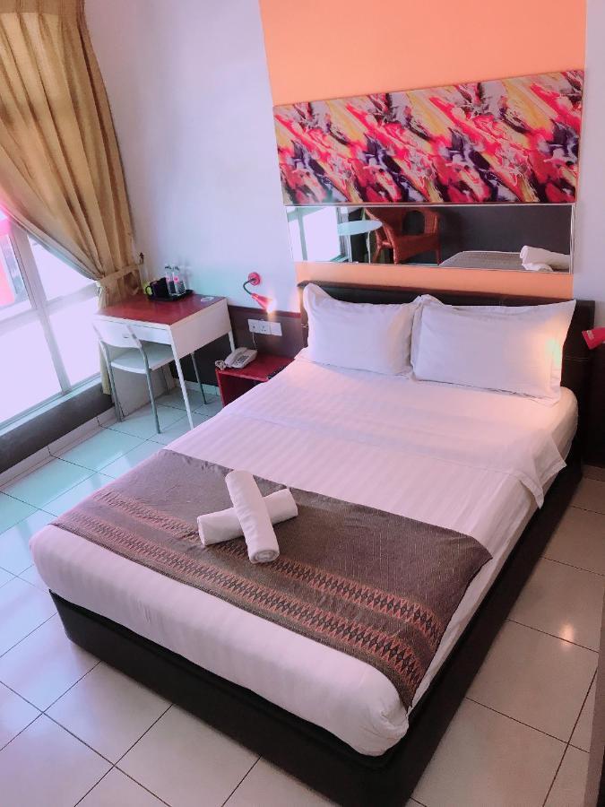 Langit Langi Hotel @ Klia/Klia2 كامبونج دنغكيل المظهر الخارجي الصورة